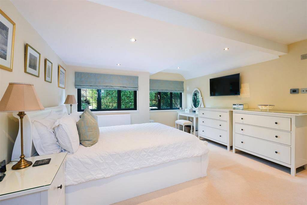 OAK TREE COTTAGE- (15).jpg