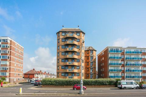 2 bedroom flat to rent, Kingsway, Hove, BN3