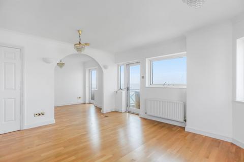 2 bedroom flat to rent, Kingsway, Hove, BN3