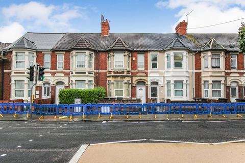 1 bedroom property to rent, County Road, Swindon SN1