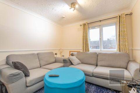 1 bedroom flat for sale, Throckmorton Yard, Norwich NR3