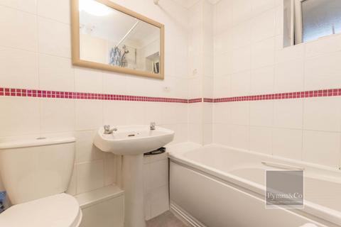 1 bedroom flat for sale, Throckmorton Yard, Norwich NR3