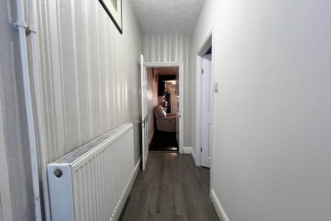 undefined, Ivy Road, Luton LU1