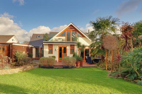 5 bedroom detached house for sale, Havant Road, Hayling Island