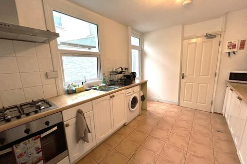 5 bedroom house to rent, Wellington Terrace, Falmouth