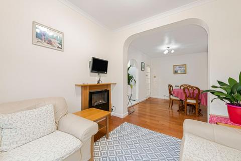 3 bedroom terraced house for sale, Rosa Avenue, Ashford, TW15
