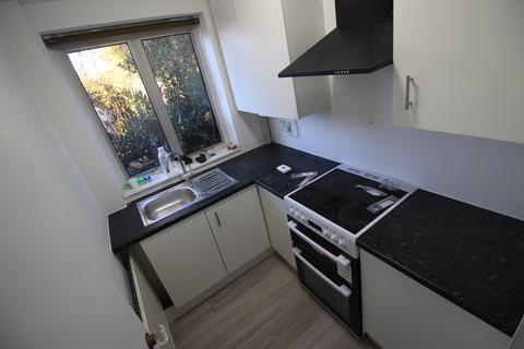 2 bedroom flat to rent, Coldharbour Lane, Hayes UB3