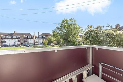2 bedroom flat to rent, Battersby Road, London, SE6 1SB