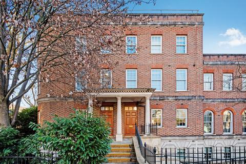 undefined, King Henry Terrace, The Highway, Wapping, London, E1W