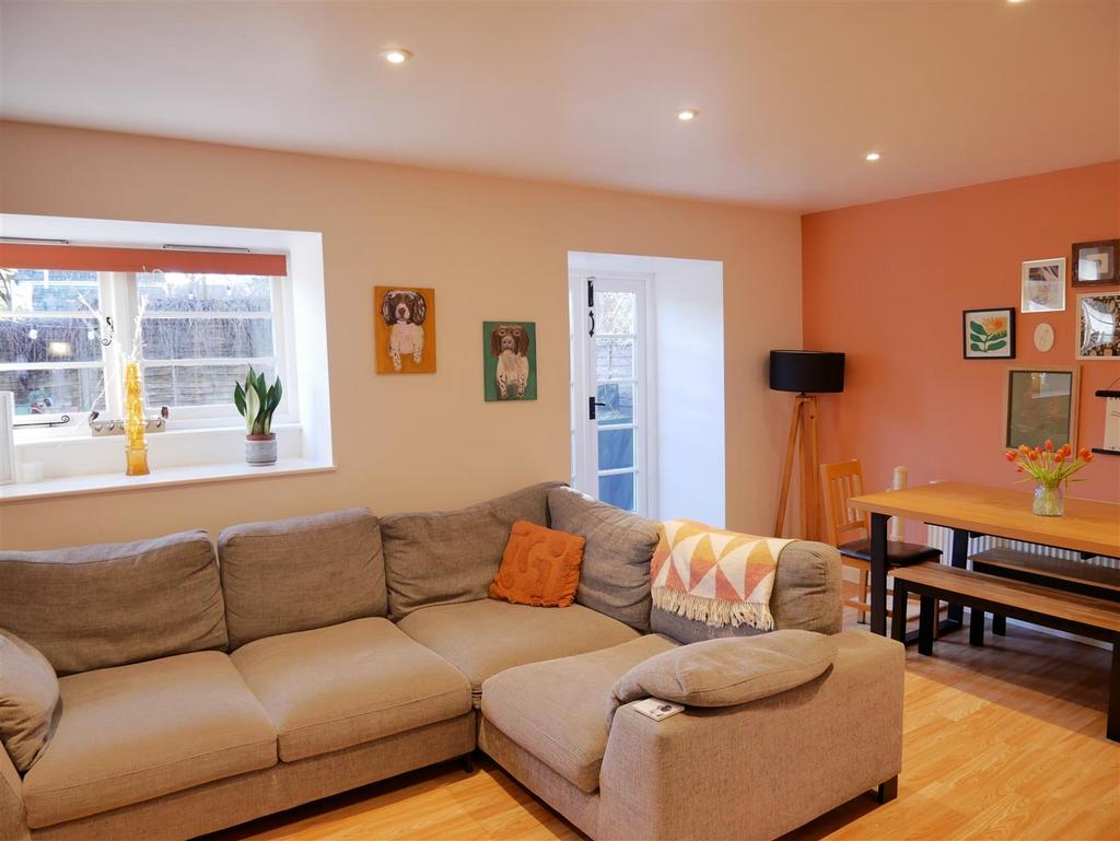 Living / dining room