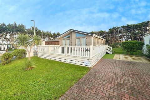 2 bedroom detached house for sale, Melville Road, Southsea, Hampshire