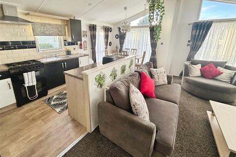 2 bedroom detached house for sale, Melville Road, Southsea, Hampshire