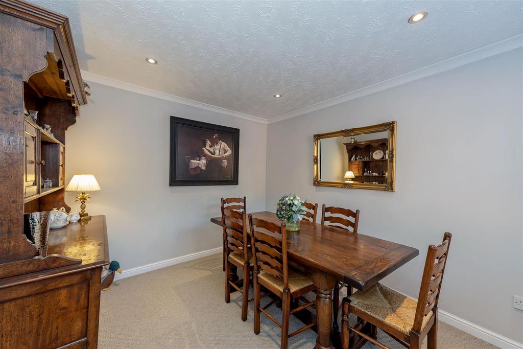 Dining room 1 SAPL8362-CR3-20250328-Dx O Deep PRIME
