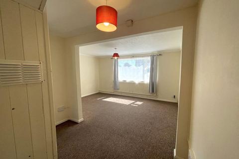 3 bedroom terraced house to rent, Pendleton, Peterborough, Cambs