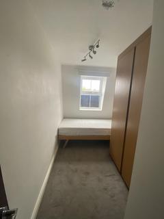 2 bedroom flat to rent, Santosh House, London N16