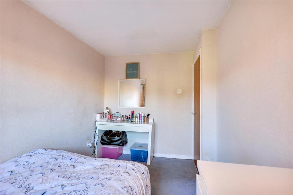 Bedroom 2 2.jpeg