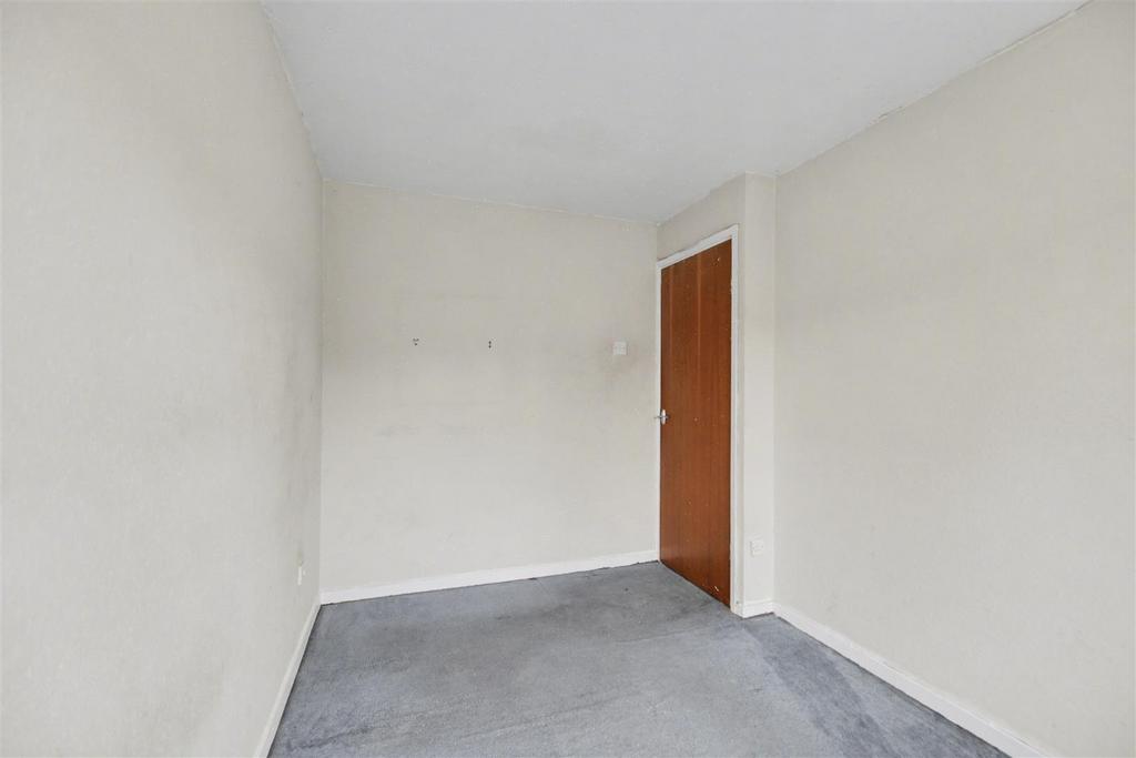 Bedroom 2 2.jpeg