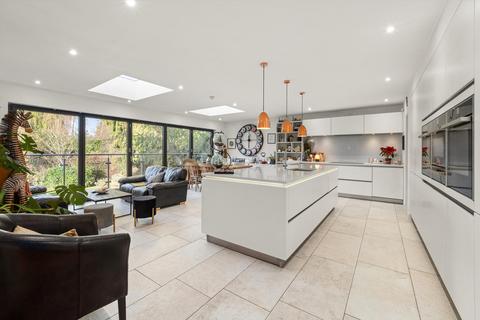 5 bedroom detached house for sale, Alveston Lane, Alveston, Stratford-upon-Avon, CV37