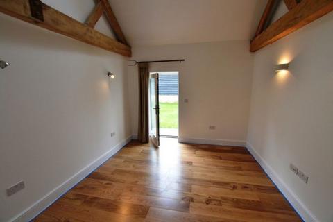 3 bedroom barn conversion to rent, Radwell, nr Baldock, Hertfordshire