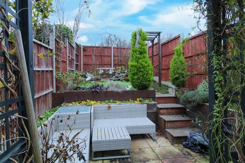 2 bedroom end of terrace house for sale, The Paddocks, Sandy SG19