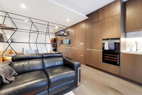 undefined, Park Drive, E14
