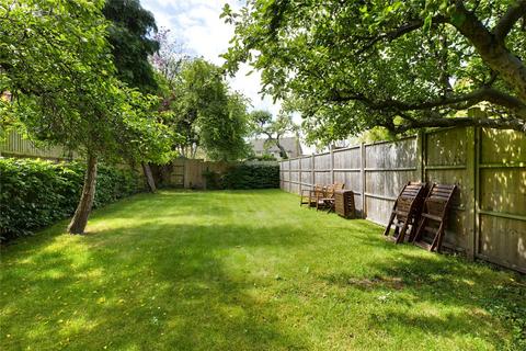 2 bedroom apartment to rent, West End Avenue, Pinner, HA5