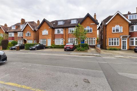 2 bedroom apartment to rent, West End Avenue, Pinner, HA5