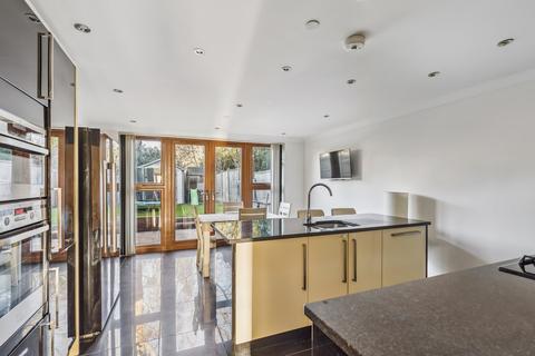 5 bedroom townhouse for sale, Watford Road, Croxley Green, Rickmansworth, WD3