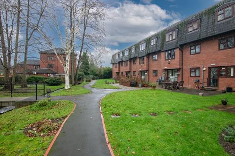 undefined, The Strand, Bromsgrove B61