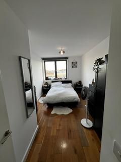 2 bedroom flat to rent, Edgware Road, London NW2