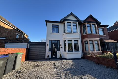 3 bedroom semi-detached house for sale, Stonyhill Avenue, South Shore FY4