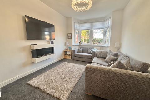 3 bedroom semi-detached house for sale, Stonyhill Avenue, South Shore FY4