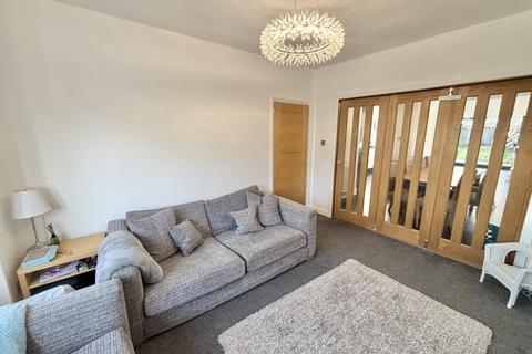 3 bedroom semi-detached house for sale, Stonyhill Avenue, South Shore FY4