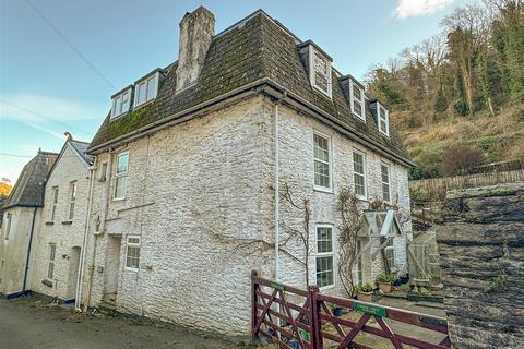 3 bedroom flat to rent, Warfleet Creek Road, Dartmouth