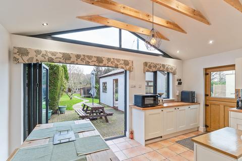 3 bedroom semi-detached house for sale, Avondale Road, Pontrhydyrun, NP44