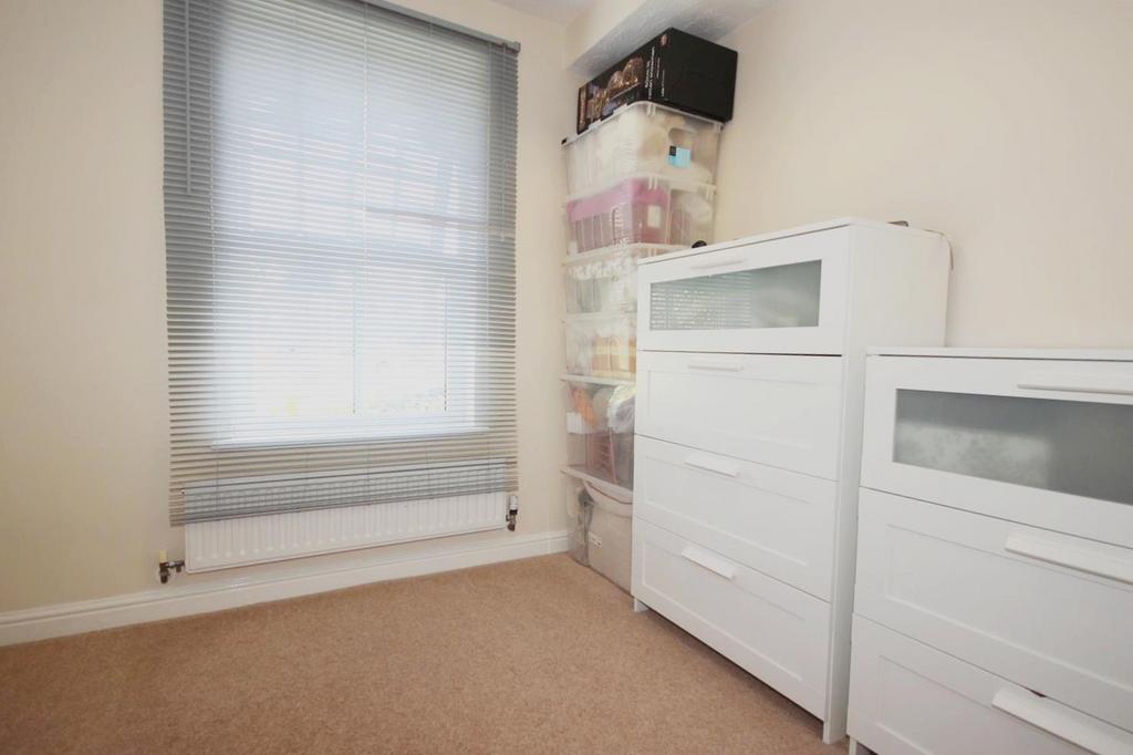 Second Bedroom(2).jpg