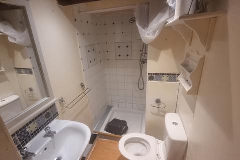1 bedroom flat to rent, 194b, High Street, Perth, Perth And Kinross, PH1 5PA
