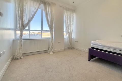 2 bedroom apartment to rent, High Street, Slough, Berkshire, SL1