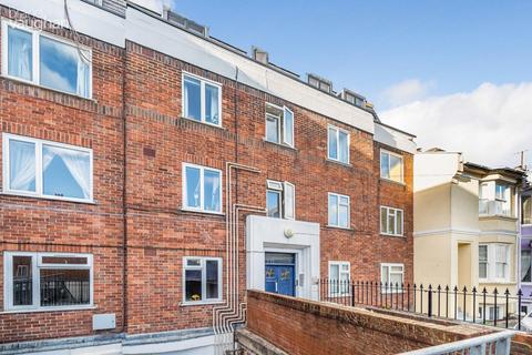 2 bedroom flat for sale, Park Crescent Place, Brighton, East Sussex, BN2