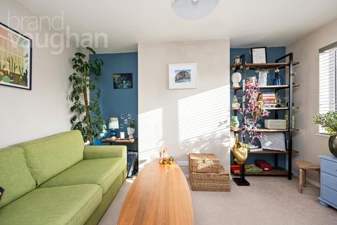 2 bedroom flat for sale, Park Crescent Place, Brighton, East Sussex, BN2