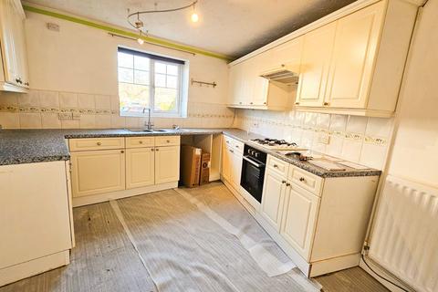 3 bedroom end of terrace house to rent, Lambourne Way, Portishead, BS20