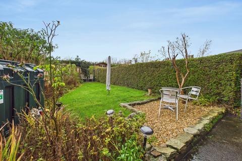 4 bedroom semi-detached house for sale, Strathmore Avenue, Rowlands Gill, NE39