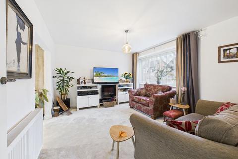4 bedroom semi-detached house for sale, Strathmore Avenue, Rowlands Gill, NE39