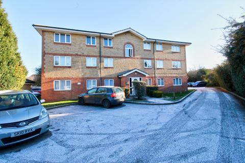 2 bedroom flat for sale, Bentley Drive, Harlow