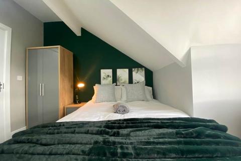 1 bedroom in a house share to rent, Beechwood Crescent (Room 4), West Yorkshire LS4