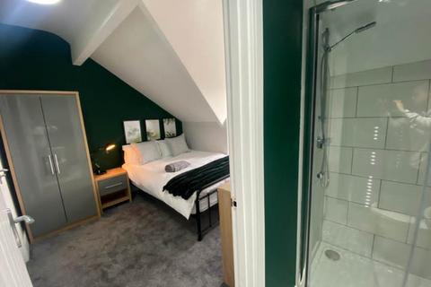 1 bedroom in a house share to rent, Beechwood Crescent (Room 4), West Yorkshire LS4