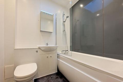 1 bedroom flat to rent, 24 South End, Croydon CR0