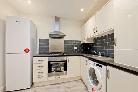 1 bedroom flat to rent, 24 South End, Croydon CR0