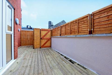 1 bedroom flat to rent, 24 South End, Croydon CR0