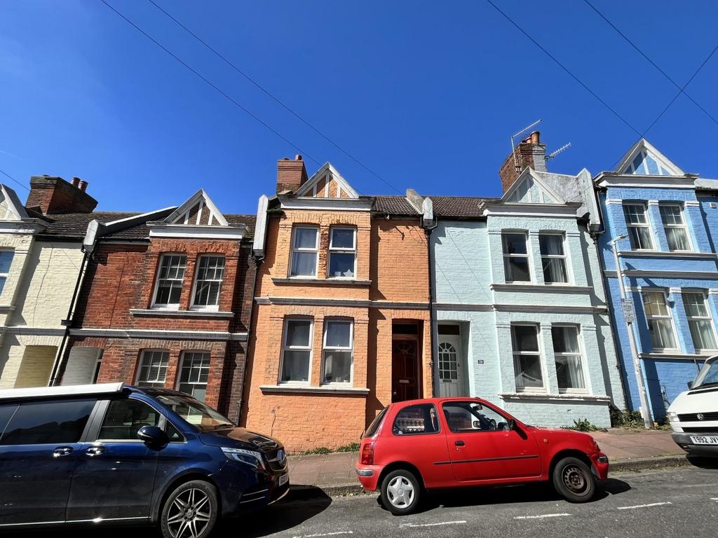 5 Bed Furnished Terraced